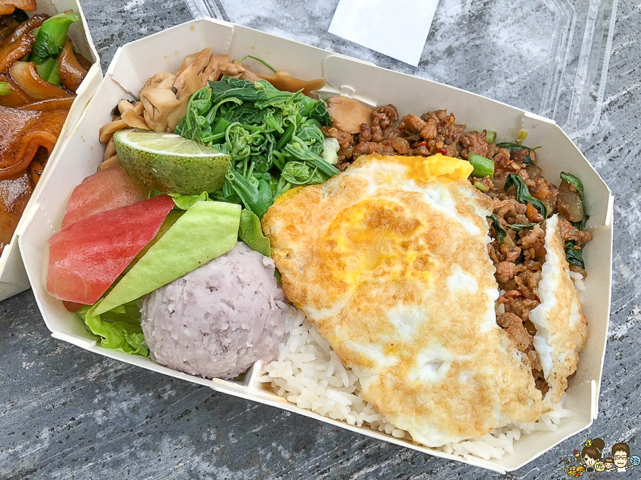 泰國料理 龍華市場 異國 高雄美食 必吃 排隊 餐盒 便當 泰式