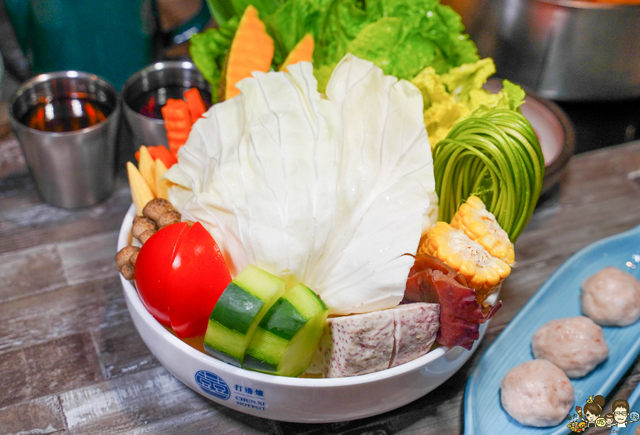 吃到飽 春囍 鍋物 麻辣 麻奶鍋 獨家 高雄必吃 聚餐 火鍋