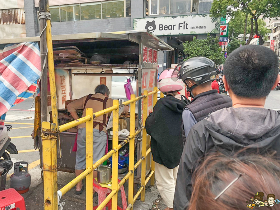 紅豆餅 車輪餅 傳統 老字號 小吃 高雄美食 高雄必吃 排隊