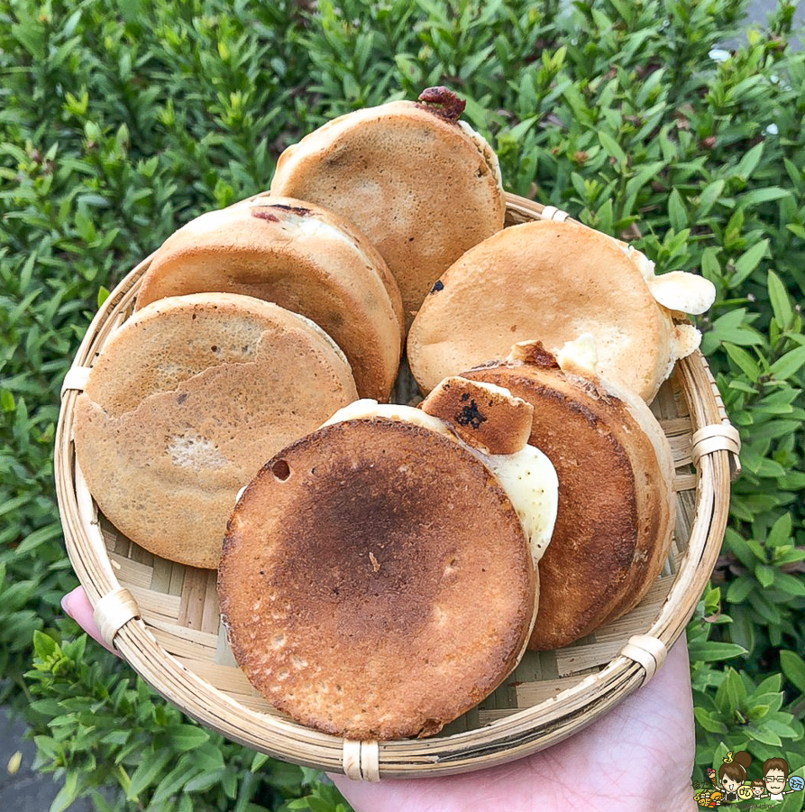 紅豆餅 車輪餅 傳統 老字號 小吃 高雄美食 高雄必吃 排隊