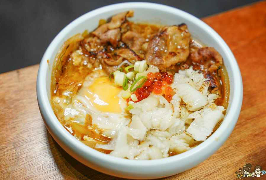 高雄丼飯 炸豬排 肋排 創意 美食 瘋丼 滷肉 招牌