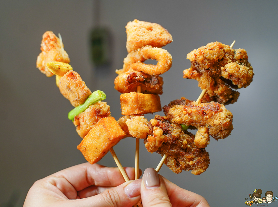 左營 鹹酥雞 香雞排 獨門 特製 老店 炸物 排隊 美食 小吃 光頭老闆