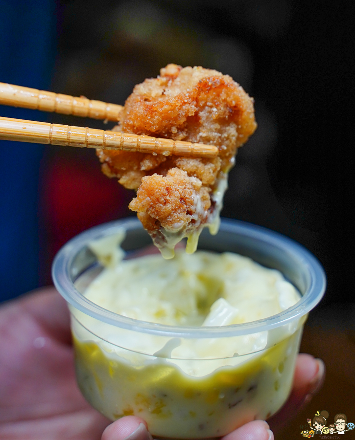 左營 鹹酥雞 香雞排 獨門 特製 老店 炸物 排隊 美食 小吃 光頭老闆