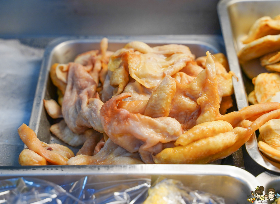 左營 鹹酥雞 香雞排 獨門 特製 老店 炸物 排隊 美食 小吃 光頭老闆