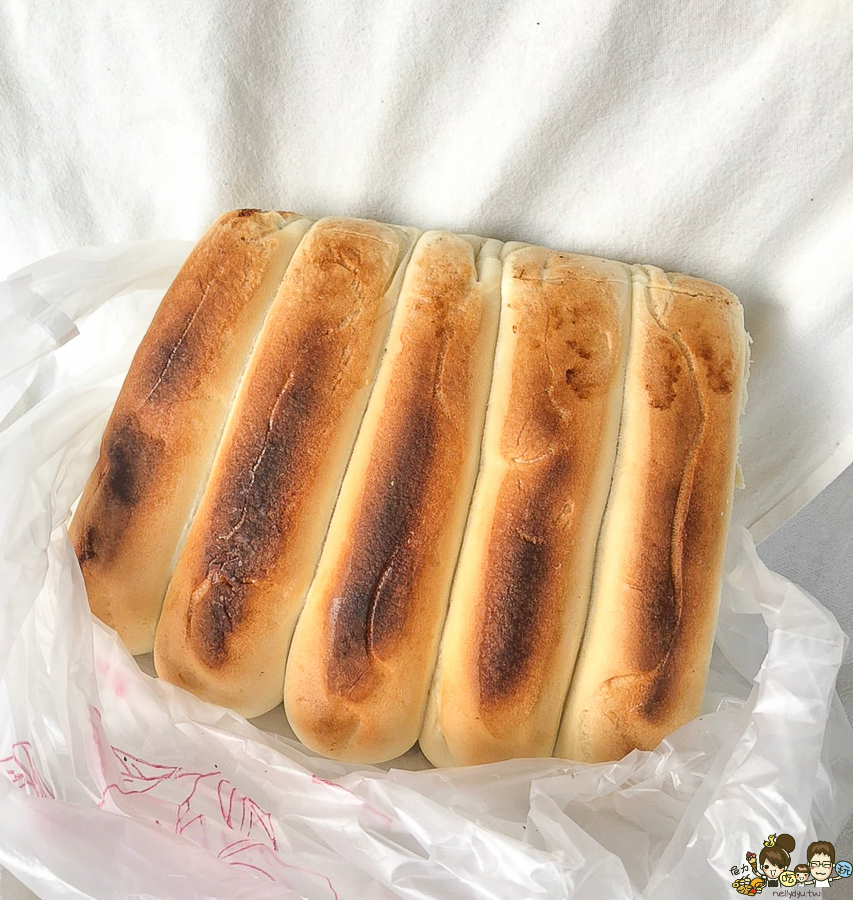 高雄手工饅頭 好吃饅頭 鍋貼饅頭 饅頭 豆沙包 鳳山美食 小吃 扎實 老字號