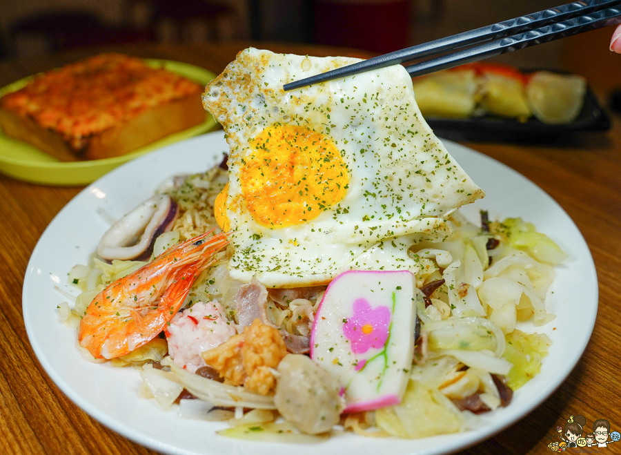 小港 晚餐 宵夜 那一年 韓式炸雞 學生 夜貓族 高雄美食 高雄必吃