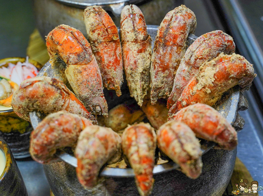 生魚片 泰國蝦 燒烤殿 高雄必吃 巷弄美食 暢飲 小酌 啤酒暢飲 燒烤 青蚵