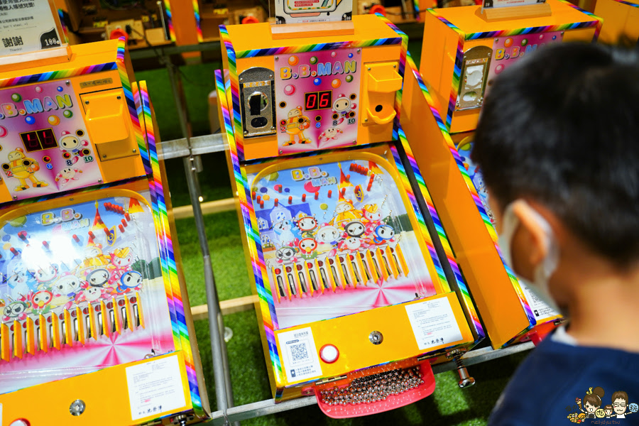 休閒 放電 打電動 打彈珠 彈珠堂 好玩 電玩 遊戲 放電 全家 免費