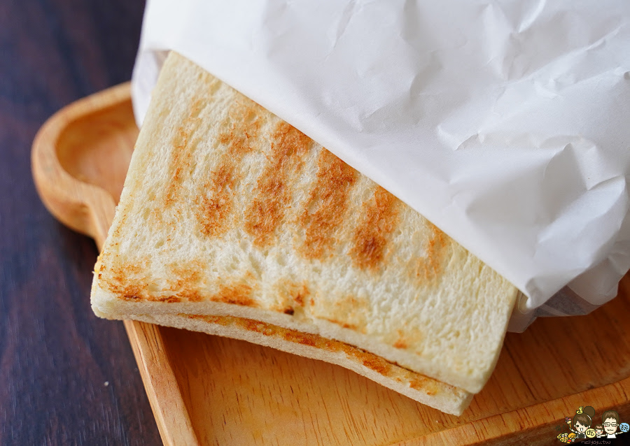 高雄早餐 早午餐 喜得 吐司 概念館 新潮 日系 時尚 網美 炭火 三明治 炭烤