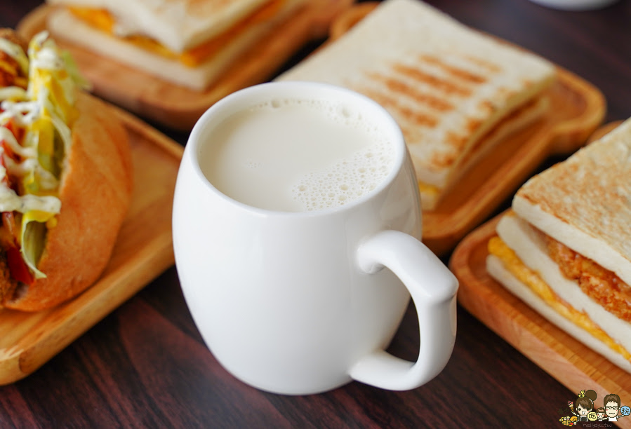 高雄早餐 早午餐 喜得 吐司 概念館 新潮 日系 時尚 網美 炭火 三明治 炭烤