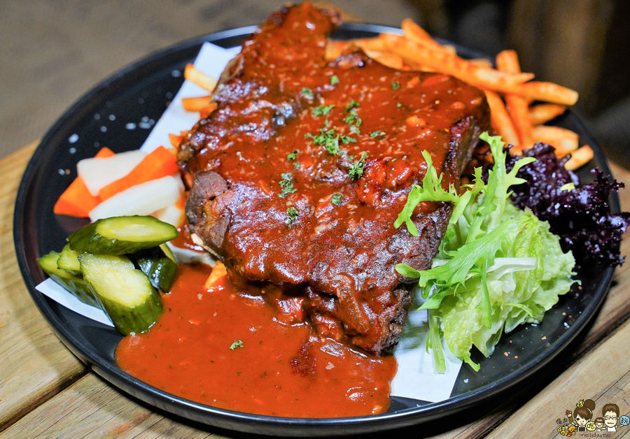 高雄聚餐 海港 小酌 餐酒館 聚會 慶生 穀倉 馬爹力 特調 創意料理 餐點 好吃