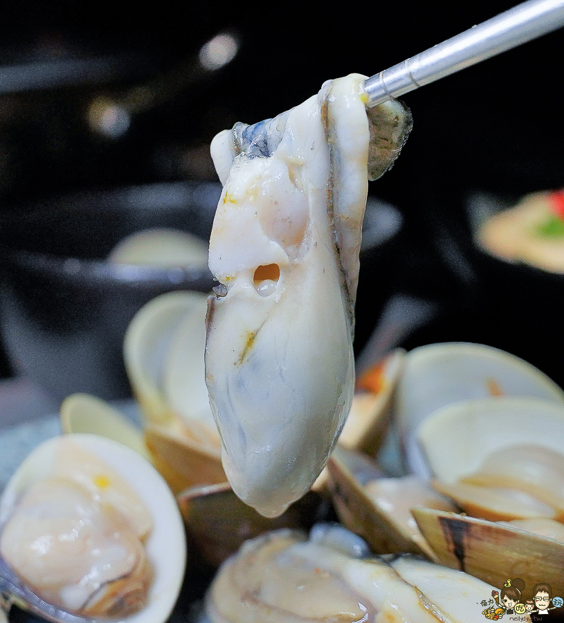 漢神巨蛋美食 火鍋 聚餐首選 推薦 必吃 高雄老店 鍋物 肉肉 海鮮 約會 網美餐廳