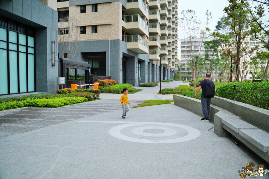富邦大無疆 高樓層 住宅 鳳山 綠化 首選 優質 學區住宅 寧靜 公園 生活機能