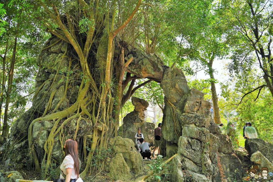 楠西萬佛寺|台南旅遊景點、台版吳哥窟.免費玩樂 台南好玩 親子 踏青 旅遊