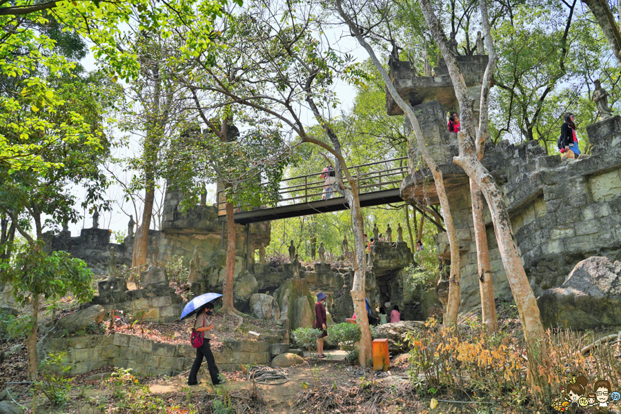 楠西萬佛寺|台南旅遊景點、台版吳哥窟.免費玩樂 台南好玩 親子 踏青 旅遊