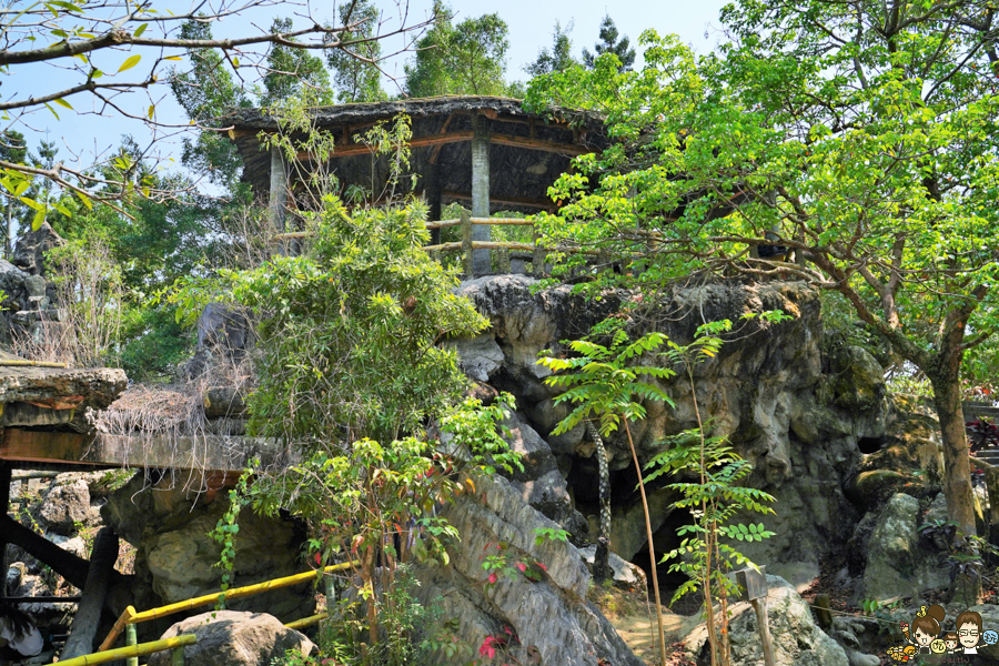 楠西萬佛寺|台南旅遊景點、台版吳哥窟.免費玩樂 台南好玩 親子 踏青 旅遊