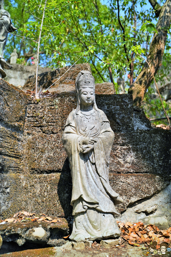 楠西萬佛寺|台南旅遊景點、台版吳哥窟.免費玩樂 台南好玩 親子 踏青 旅遊