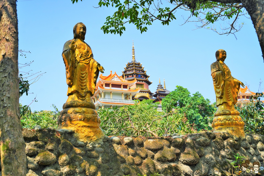 楠西萬佛寺|台南旅遊景點、台版吳哥窟.免費玩樂 台南好玩 親子 踏青 旅遊