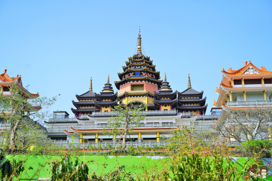 楠西萬佛寺|台南旅遊景點、台版吳哥窟.免費玩樂 台南好玩 親子 踏青 旅遊