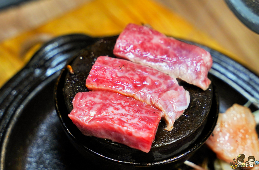 肉食控 肉肉 牛排 鬥牛士 高雄聚餐 高雄聚會 半自助 暢飲 前金美食