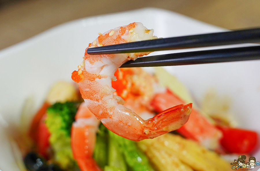 元町日式食堂|定食套餐、丼飯、刺身 高雄美食 必吃 生魚片 烏龍麵 三民區美食