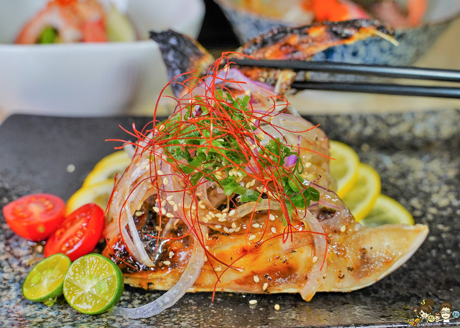 元町日式食堂|定食套餐、丼飯、刺身 高雄美食 必吃 生魚片 烏龍麵 三民區美食