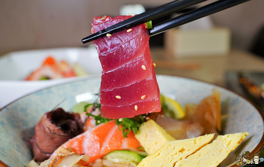 元町日式食堂|定食套餐、丼飯、刺身 高雄美食 必吃 生魚片 烏龍麵 三民區美食