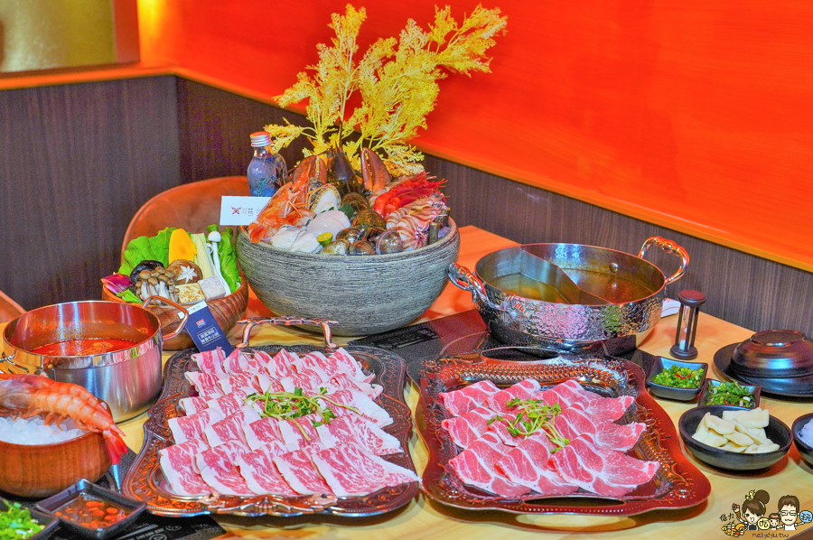 火鍋 花花世界 高雄秘境 美食 鍋物 龍蝦 海鮮 肉食控 巷弄 北高雄美食 聚餐 捷運美食