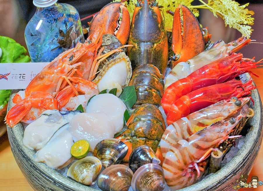 火鍋 花花世界 高雄秘境 美食 鍋物 龍蝦 海鮮 肉食控 巷弄 北高雄美食 聚餐 捷運美食