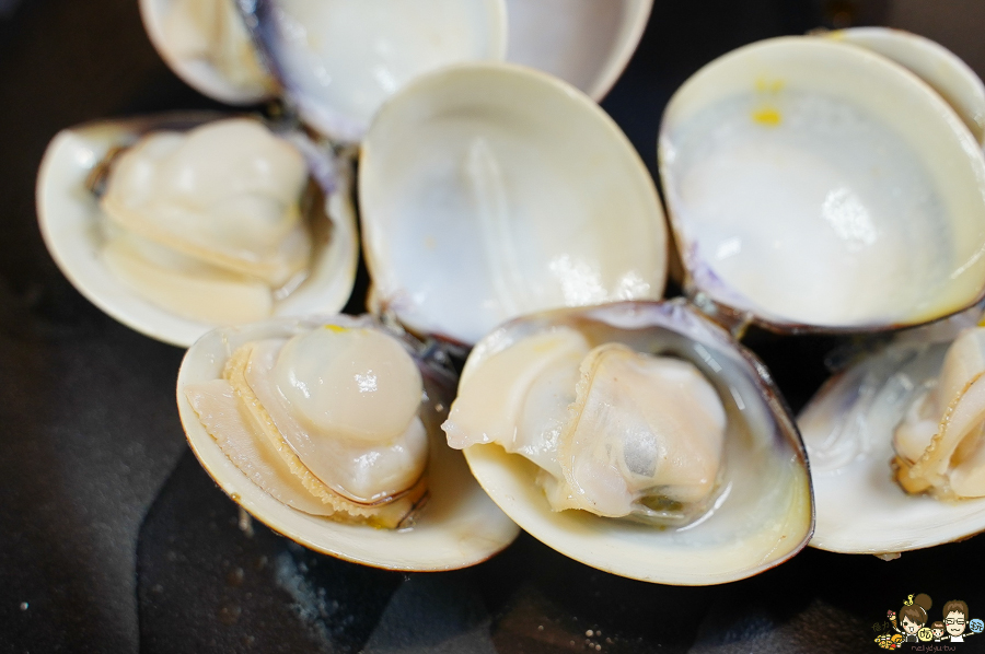 火鍋 花花世界 高雄秘境 美食 鍋物 龍蝦 海鮮 肉食控 巷弄 北高雄美食 聚餐 捷運美食