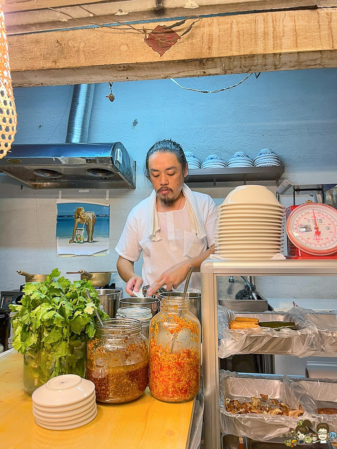 市場美食 牛肉拌麵 我執我執-台灣最強牛肉拌麵、肉燥飯、鮮魚湯 高雄必吃