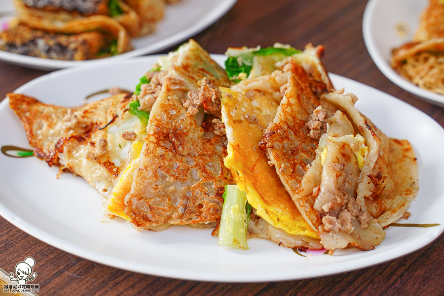 小搞搞 創意 蛋餅 古早味麵糊 好吃蛋餅 鍋燒麵 焦糖布丁 巷弄美食 高雄必吃 排隊美食 炒飯 炒泡麵蛋餅 獨家 自創 食尚玩家