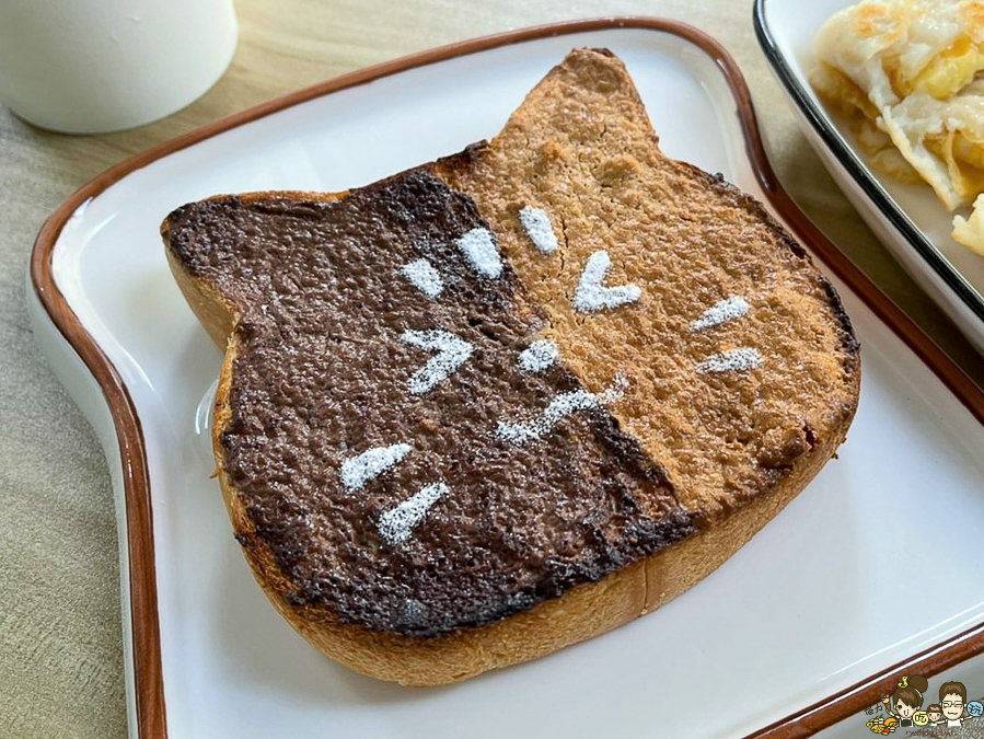 貓咪吐司 蛋餅 麵糊蛋餅 好吃早餐 點秋香 巷弄早餐 排隊早餐 人氣 愛河之心