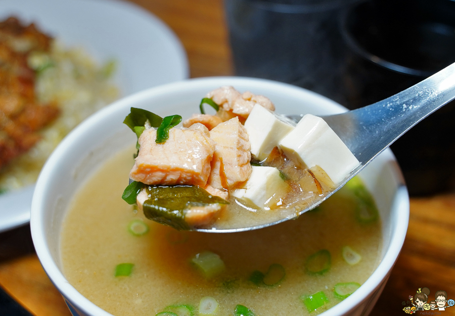 高雄炒飯 好吃炒飯 前鎮美食 炒飯 鍋燒麵 便當 外帶 外送 吉祥家 日式家庭