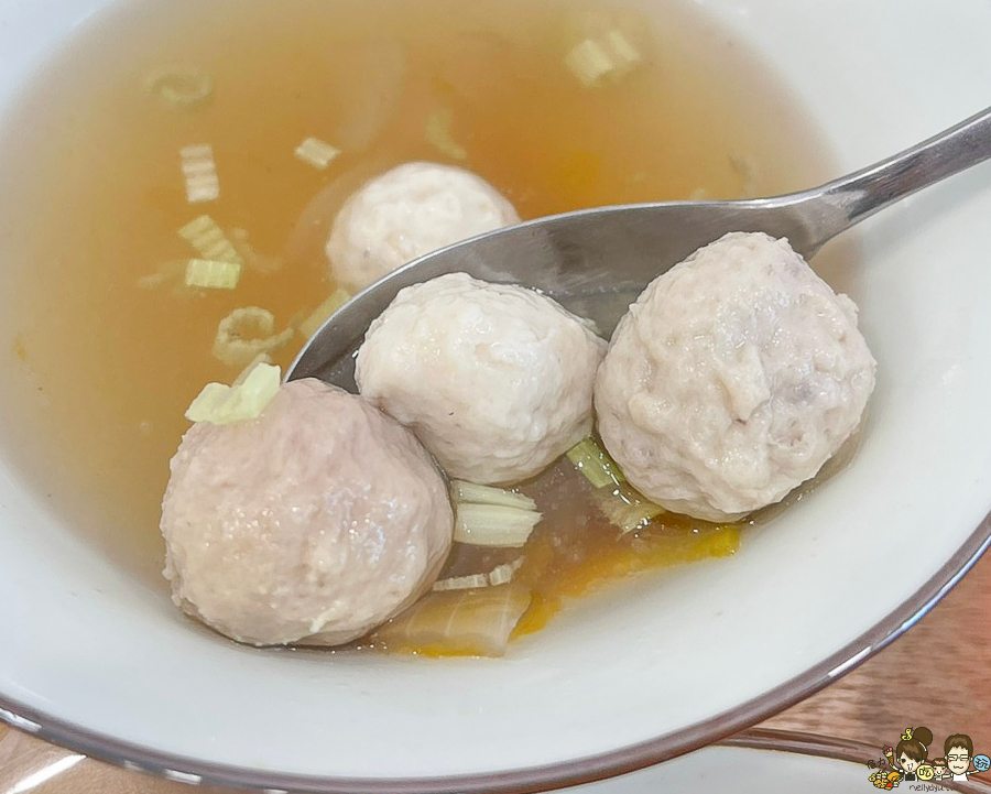 伍•伴|油飯 刈包 高雄美食 外送 外帶 好吃 湯 油飯 好吃 傳統