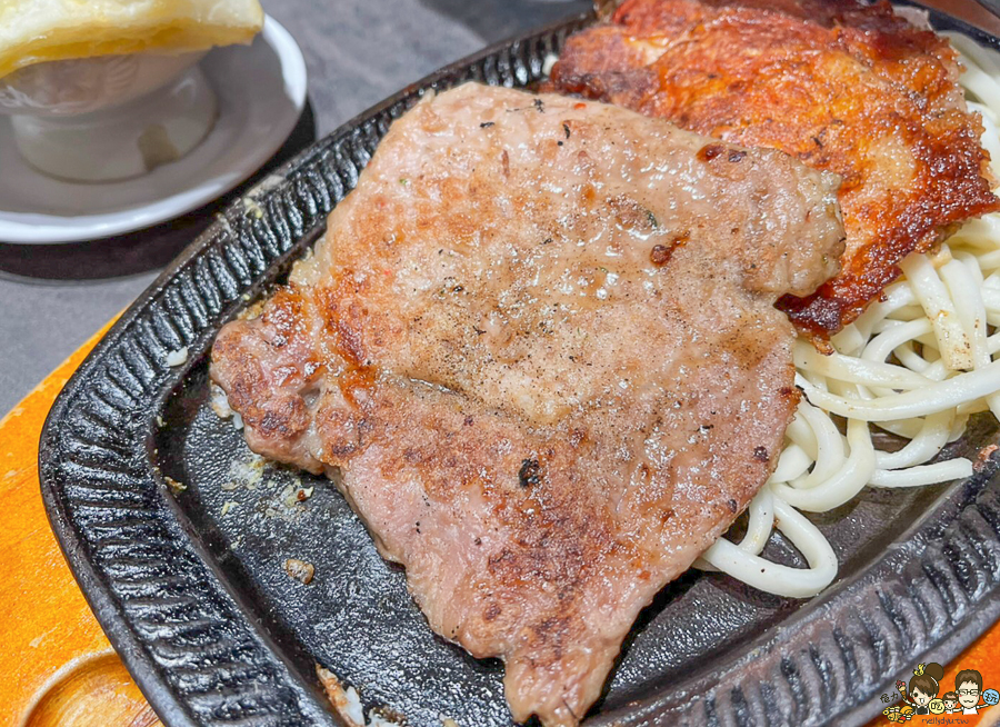 牛魔王牛排 百元牛排 平價 好吃 夠味 酥皮濃湯 仁武牛排 高雄美食