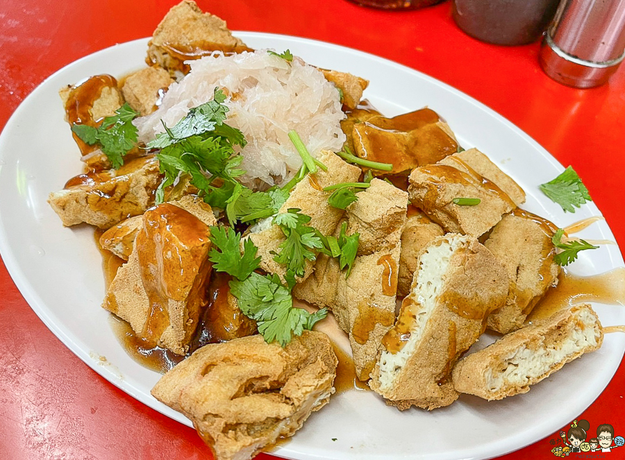 台東美食 台東小吃 關山臭豆腐 老店 必吃 好吃 排隊美食 必吃