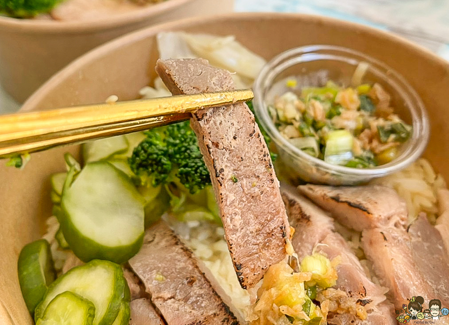 貝穀南洋雞飯 海南雞飯 肉骨茶 南洋 餐盒 清爽 高雄美食 必吃 好吃