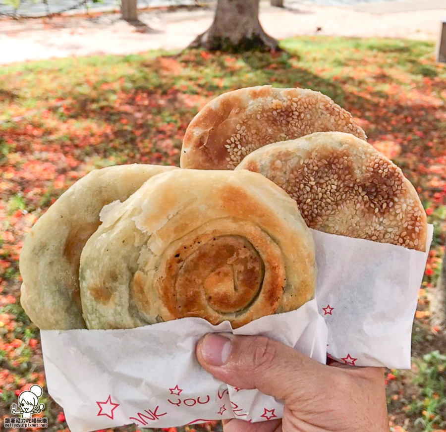 傳統早餐 燒餅油條 花生湯 手做 古早味 懷舊 高雄老店 老字號早餐 必吃 高雄美食 超人氣 蔥油餅