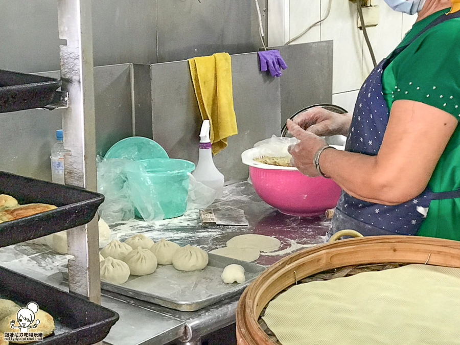 傳統早餐 燒餅油條 花生湯 手做 古早味 懷舊 高雄老店 老字號早餐 必吃 高雄美食 超人氣 蔥油餅