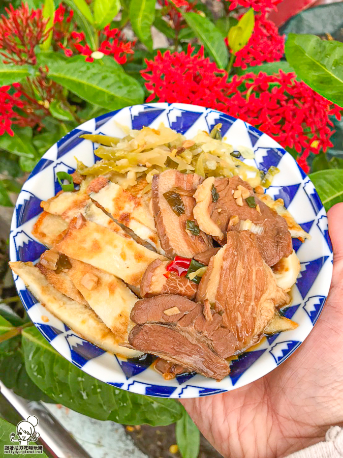 中都周早點 早餐 在地美食 小吃 必吃 早餐 澎派 滷肉蛋餅 高雄美食