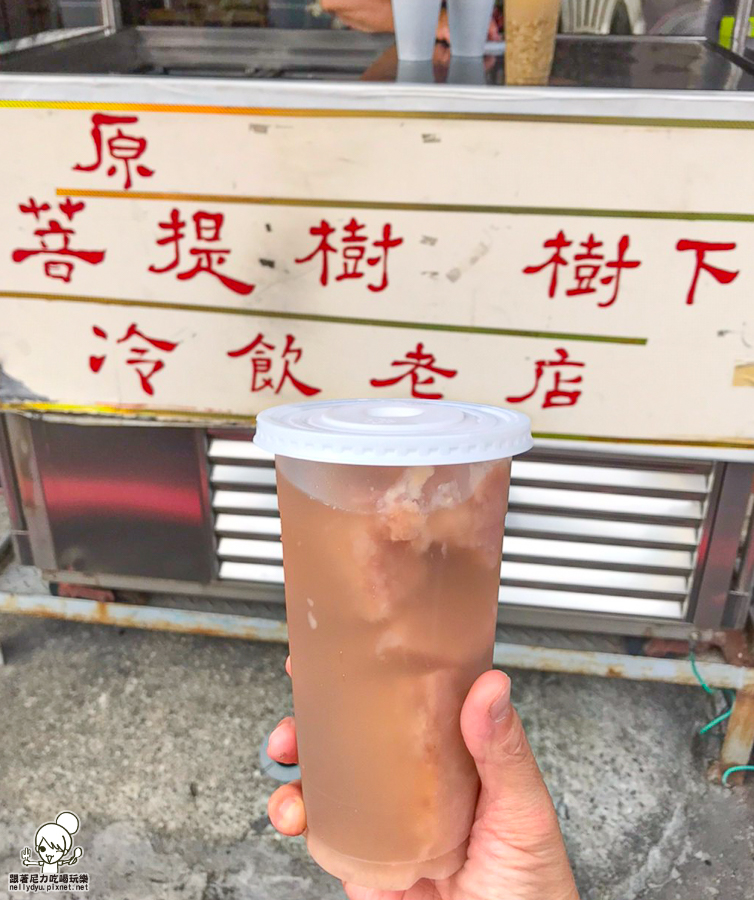 芋頭 冷凍芋 甜湯 綠豆湯 紅茶 古早味 懷舊 老店 阿伯芋頭湯 老饕 在地 高雄