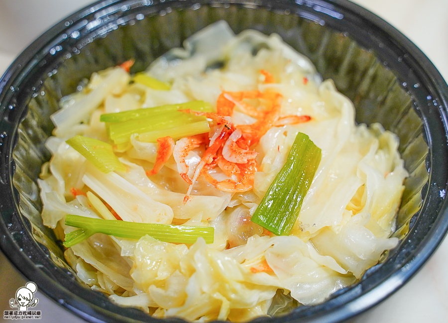 芳師傅私房菜 外帶防疫餐 高雄外帶餐盒 合菜 家庭菜 好吃 便宜 百元餐盒 防疫外帶 外帶美食