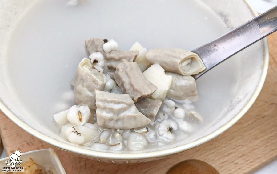 黃家米糕 滷肉飯 四神湯 國民市場 高雄美食 小吃 路邊湯 好吃 夠味 老字號 老店 