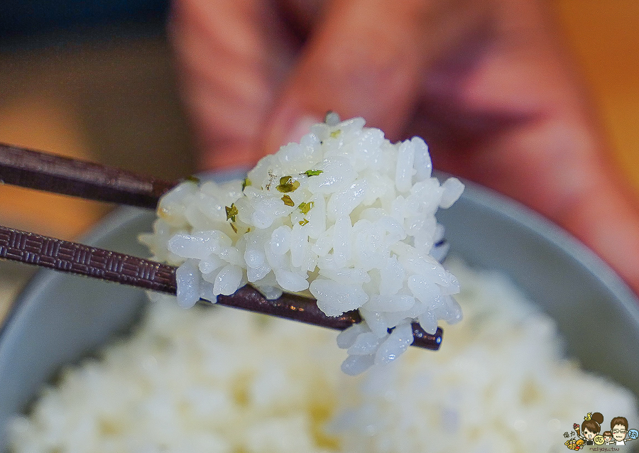 高雄豬排 炸豬排 好吃豬排 榴槤豬排 日式 定食 套餐 CP值 免費續 高雄美食