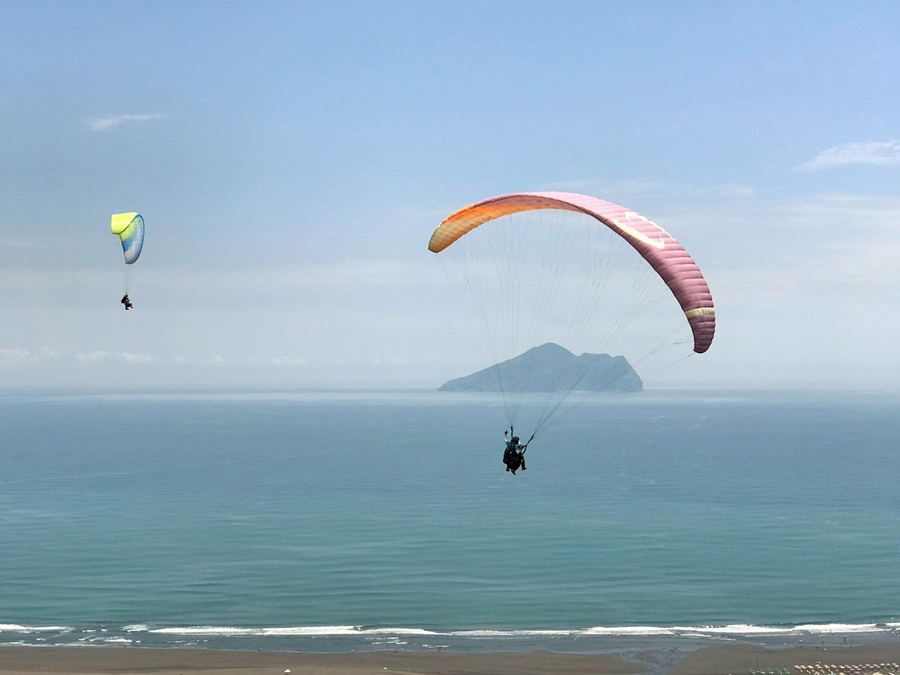 宜蘭飛行傘 旅遊 景點 外澳 沙灘 海景 外海