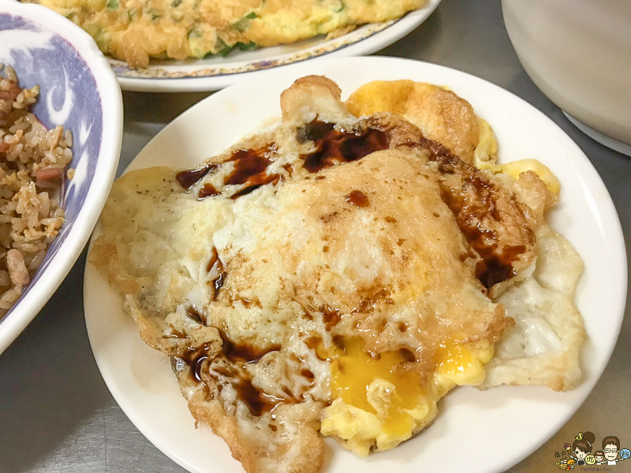 阿雪小吃部 熱炒 炒飯 豬肉湯 哈瑪星 高雄美食 小吃 學生推薦