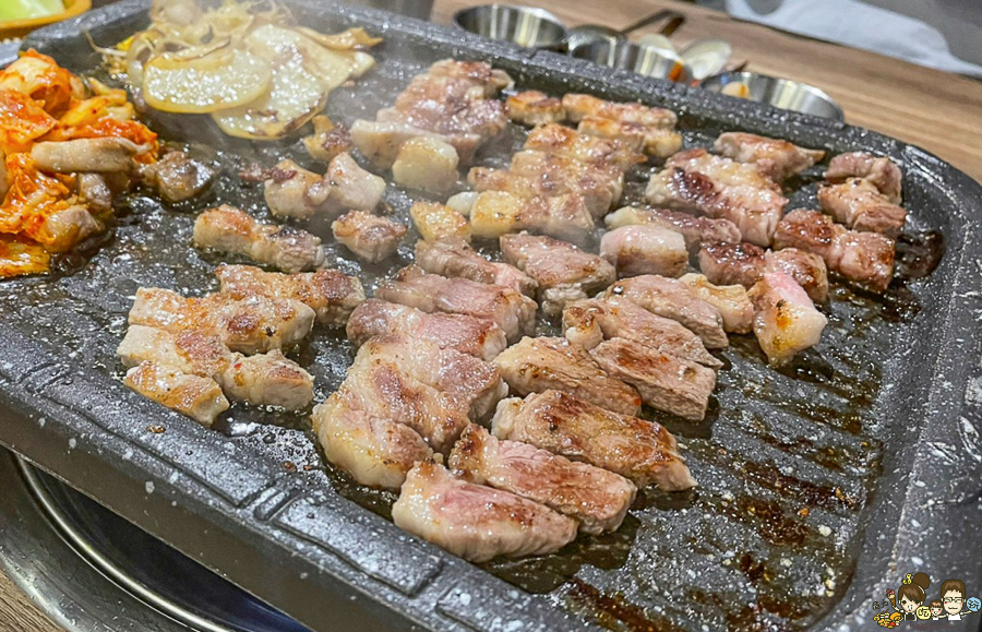 韓式燒肉 水赤床 高雄燒肉 韓國料理 韓式 文山特區 聚餐 家庭聚會 燒肉