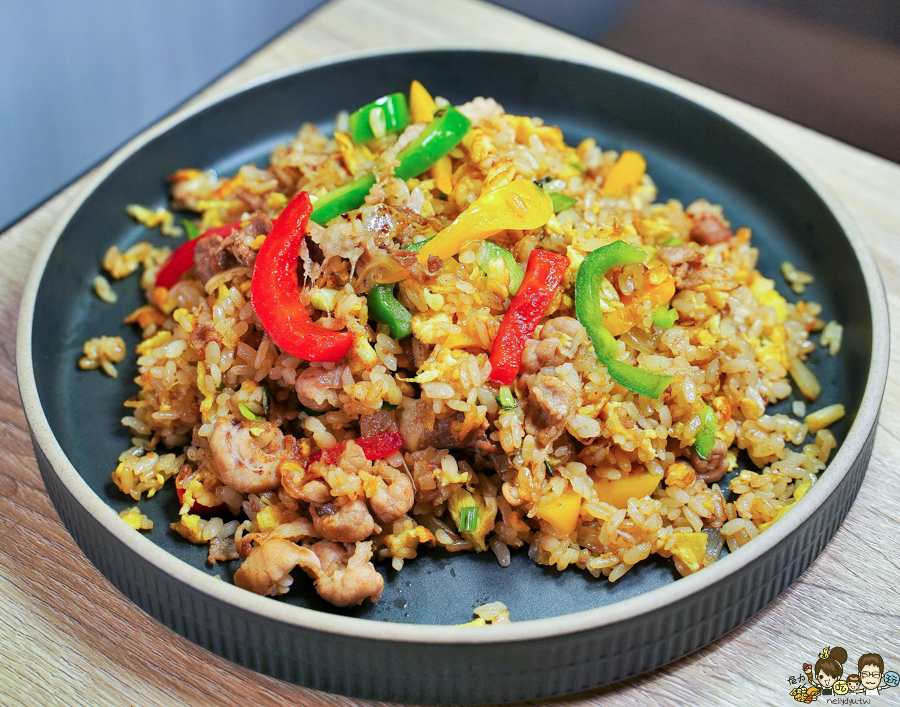 高雄美食 滷肉飯 家常料理 巷弄 必追 好吃 新鮮 手路菜 經典台式 麻辣豆腐