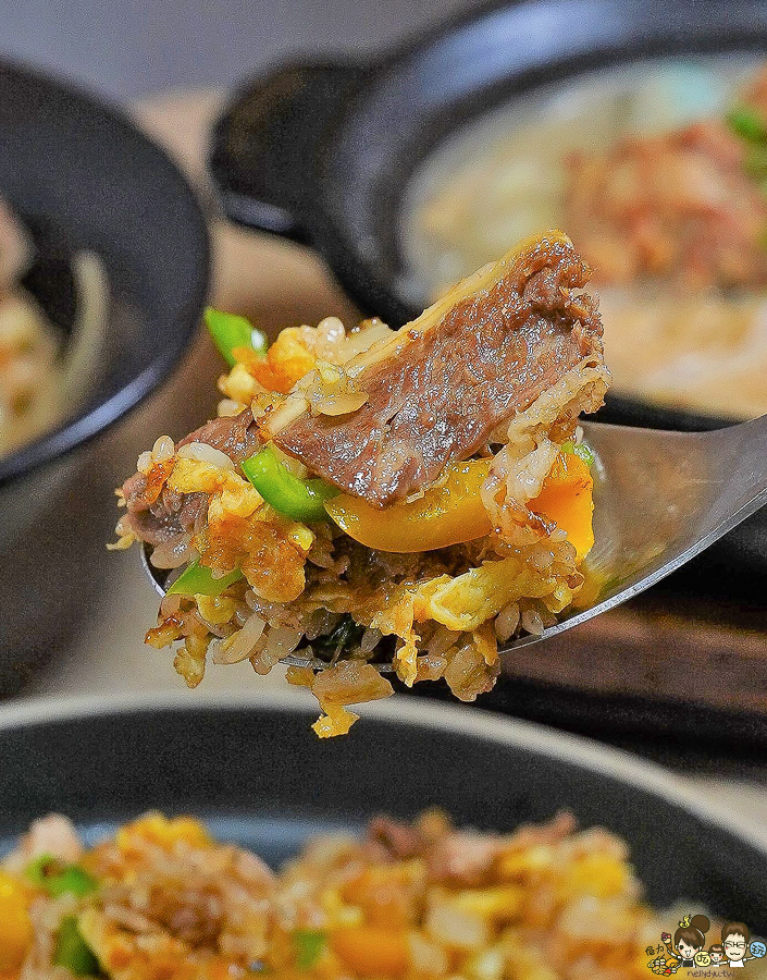 高雄美食 滷肉飯 家常料理 巷弄 必追 好吃 新鮮 手路菜 經典台式 麻辣豆腐